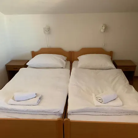 Bed & Breakfast Vila Albatros